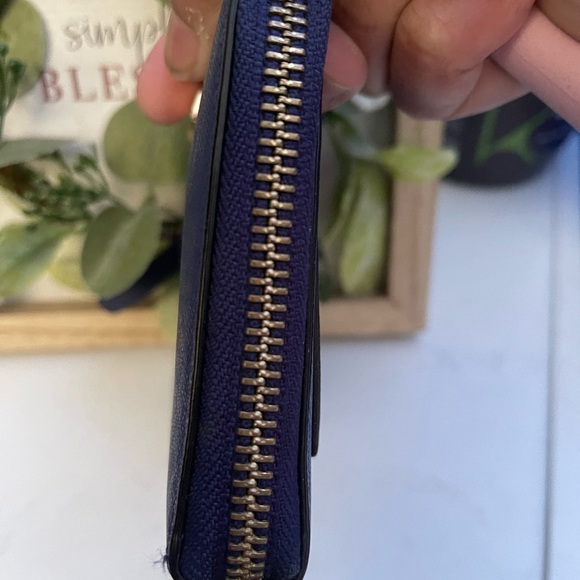 Kate Spade New York Laurel Way Darci Wallet, - Picture 4 of 16